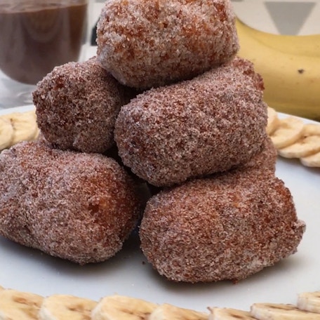 Bananen-Krapfen mit Nutella